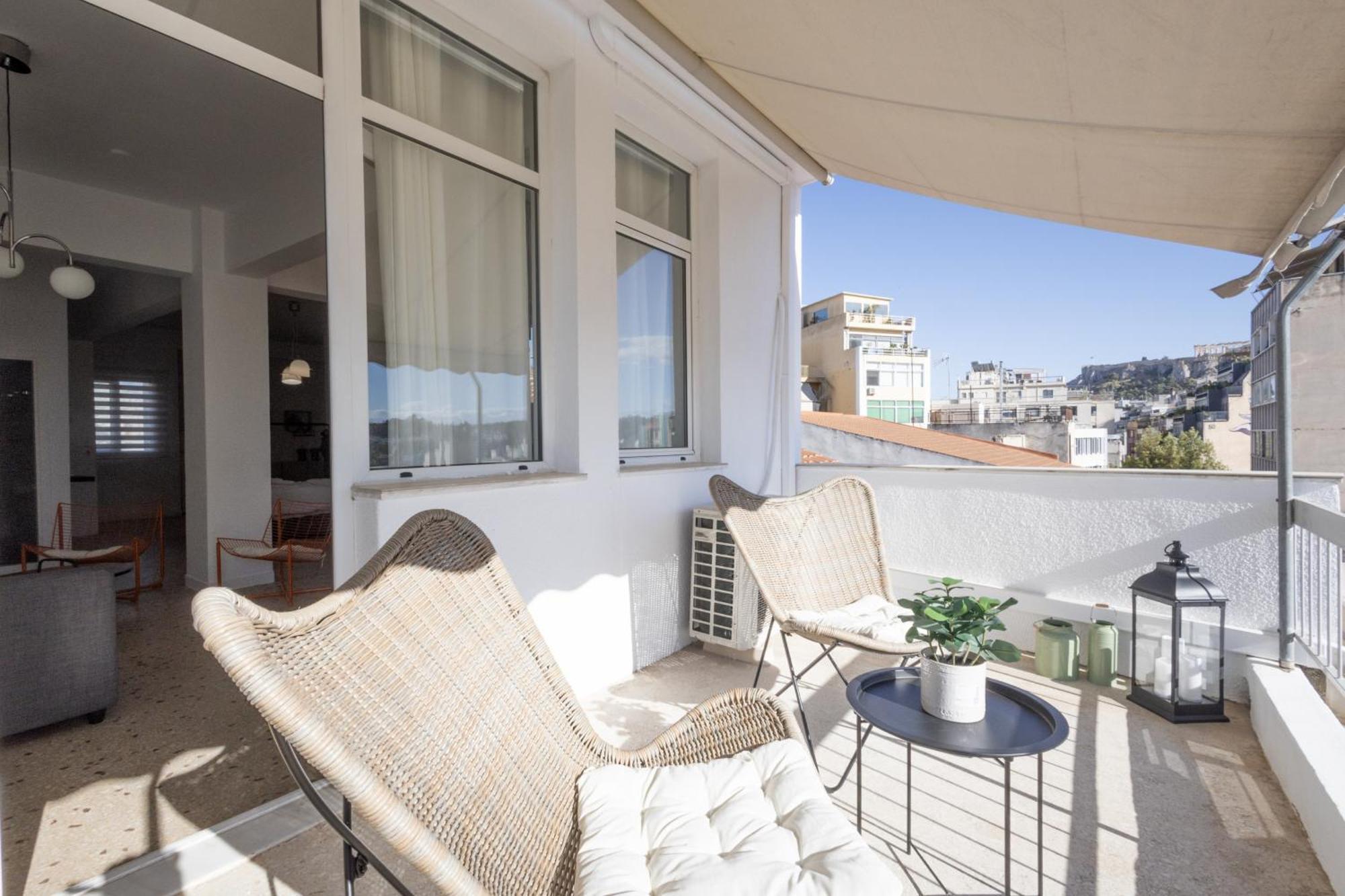Loft At Historical Center Of Acropolis View Apartment